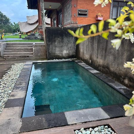 Gayatri Hotel Ubud  Exterior photo
